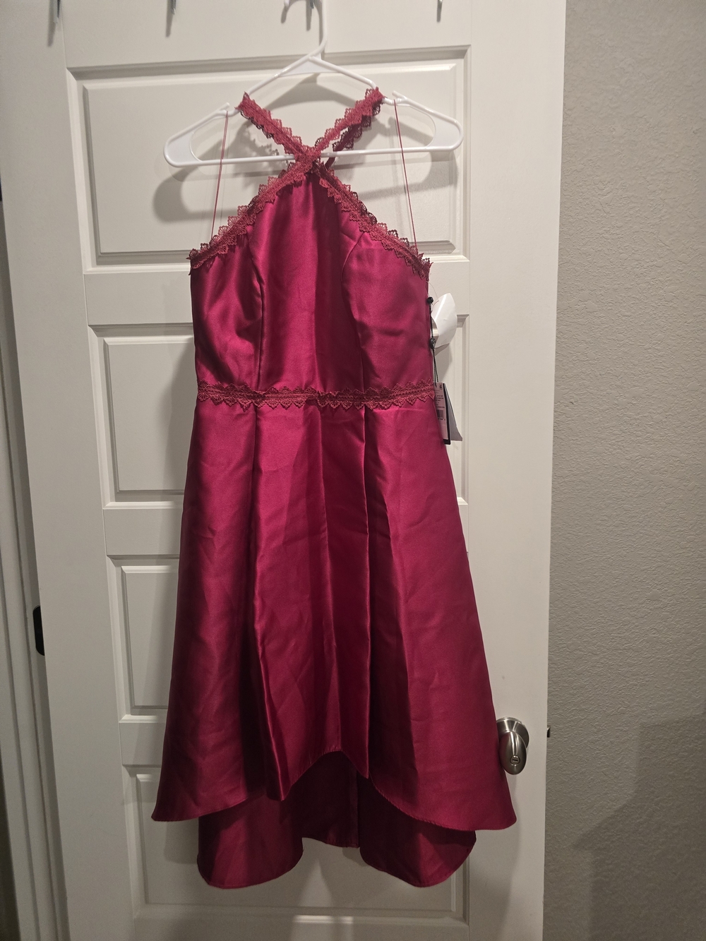 Ladies Sleeveless High-Low Satin Dress in Fuchsia